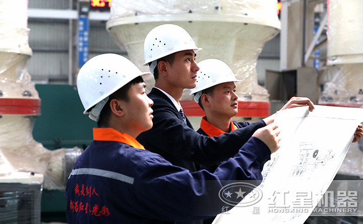 精湛技術(shù)人員現(xiàn)場(chǎng)指導(dǎo)設(shè)備的生產(chǎn)、制造